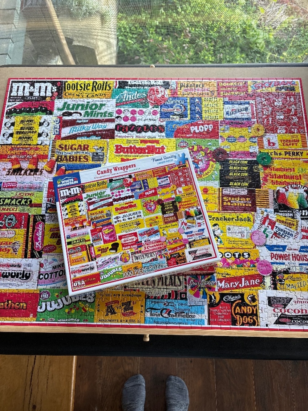 White Mountain 1000 piece puzzle “Candy Wrappers”